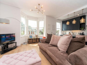 Pass the Keys Cosy and Chic Flat Near Greenwich Park